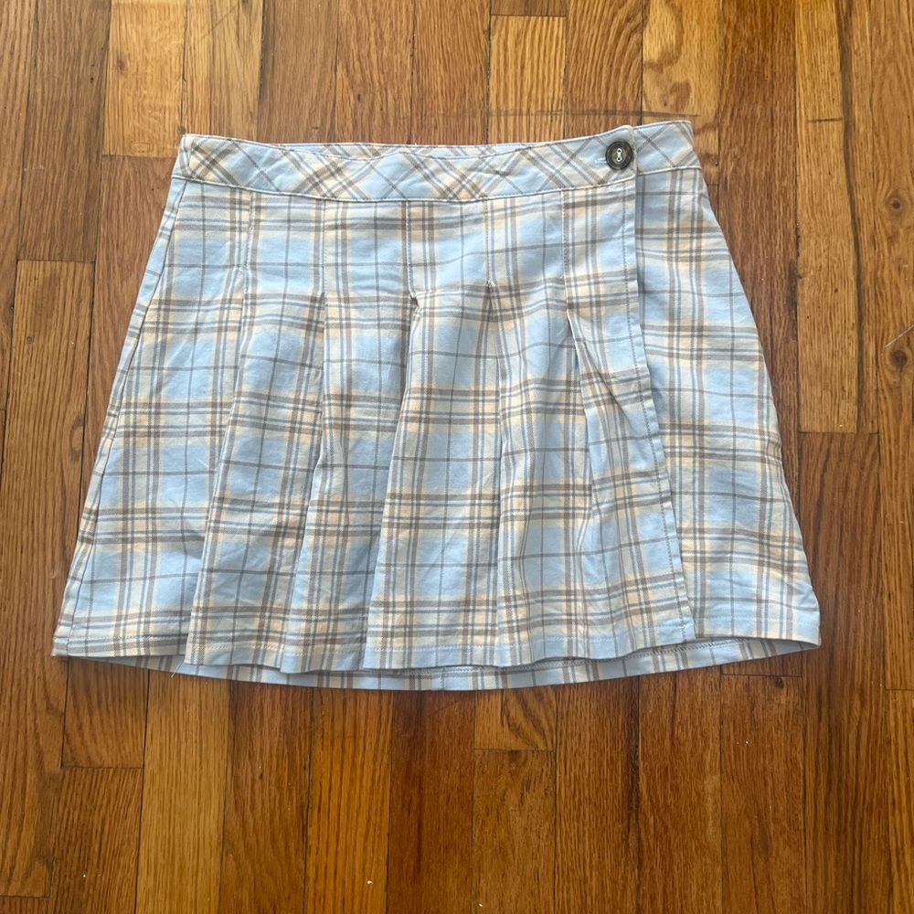 Urban Outfitters Pleated Wrap Mini Skirt Blue and Beige Plaid Size Medium